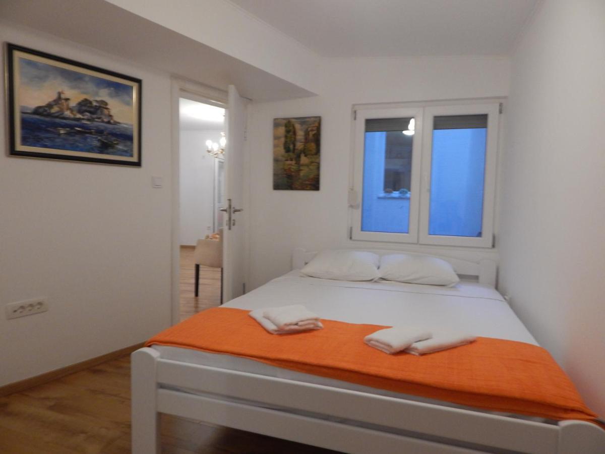 Sveti Stefan- Apartment Dora ภายนอก รูปภาพ