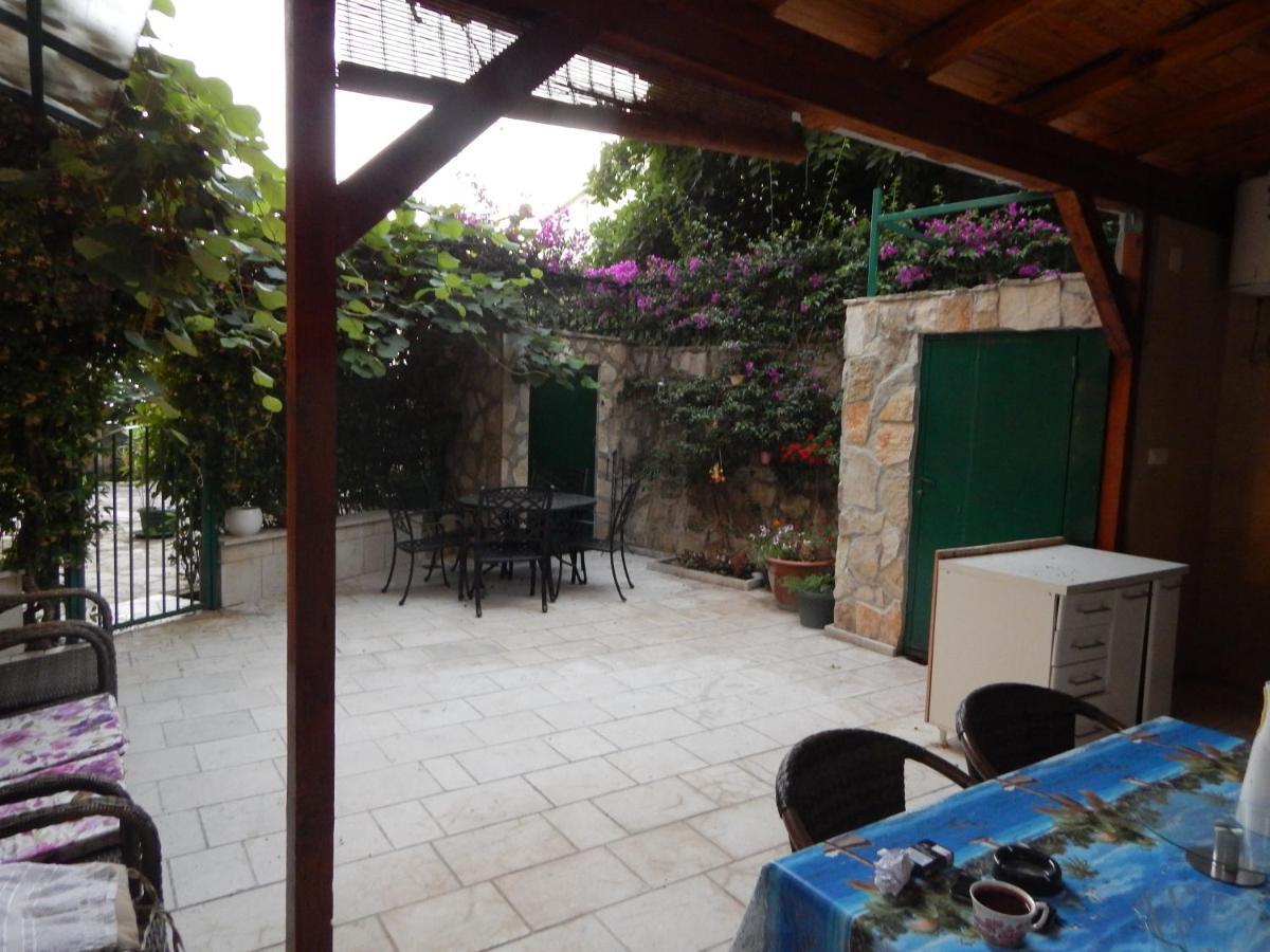 Sveti Stefan- Apartment Dora ภายนอก รูปภาพ