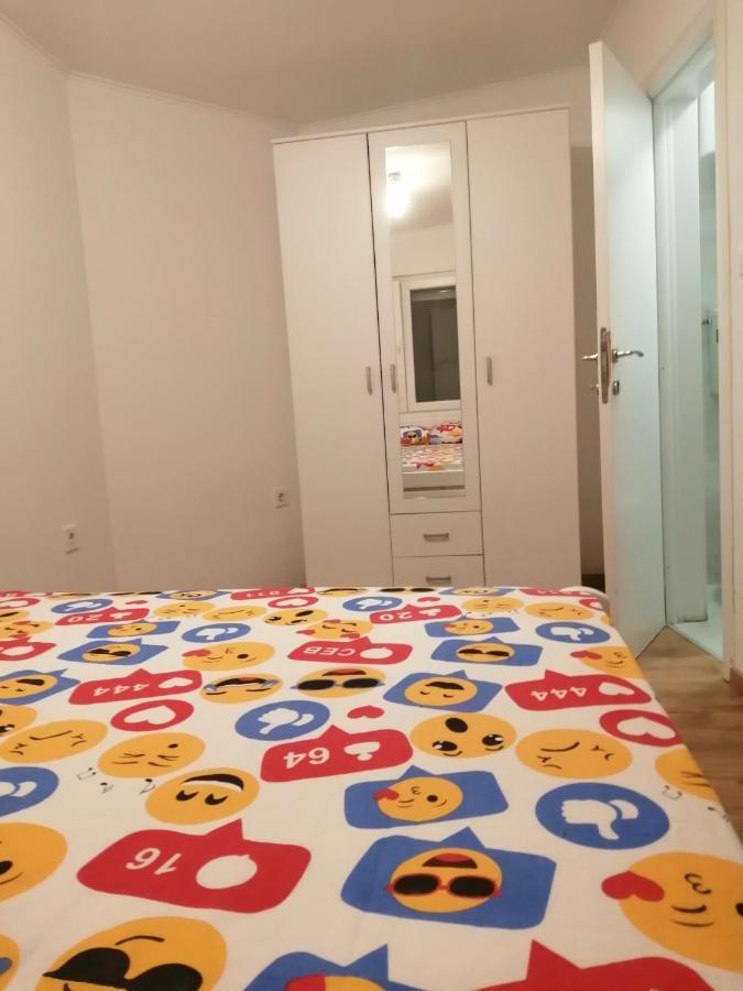 Sveti Stefan- Apartment Dora ภายนอก รูปภาพ